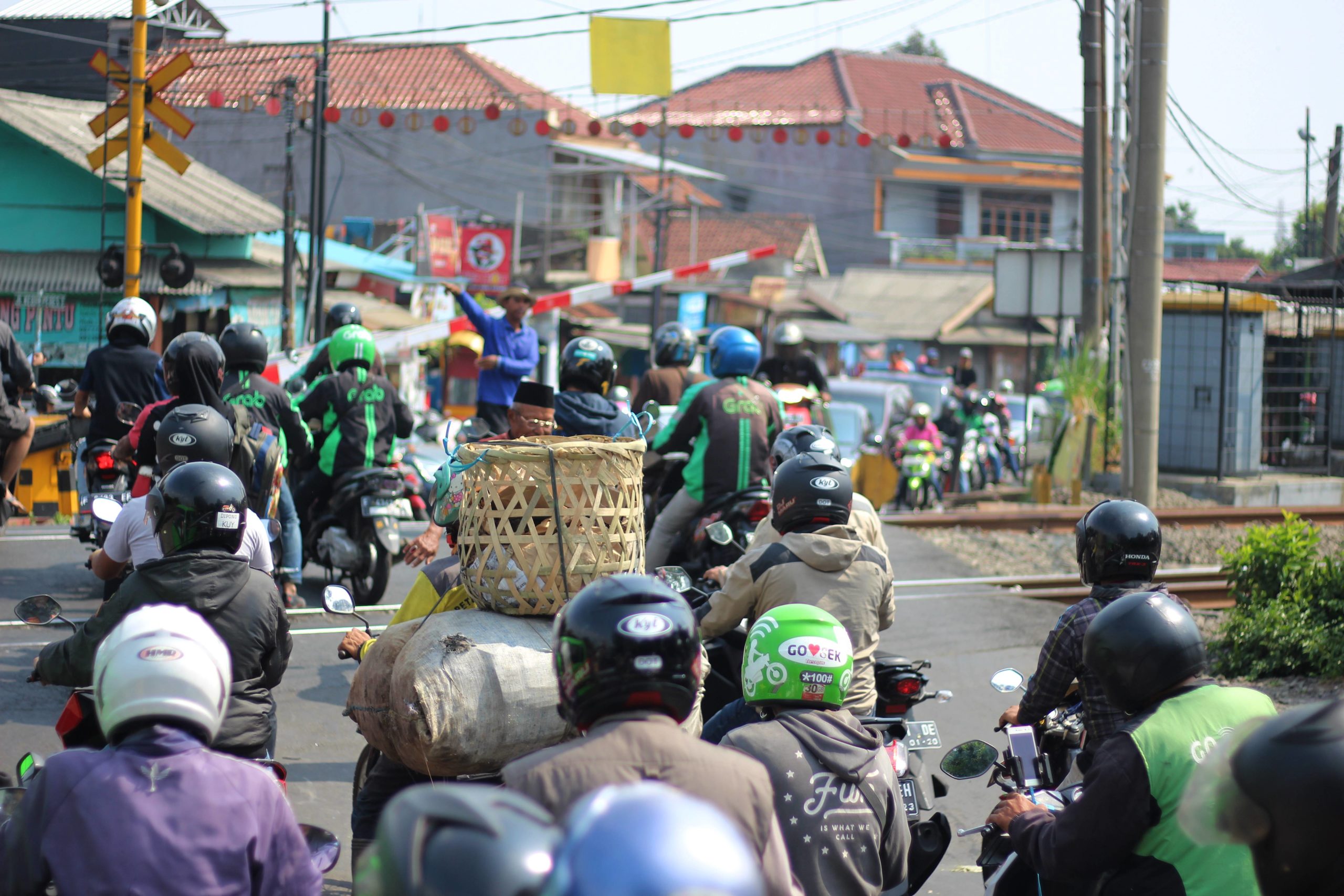 8 Alasan Sepeda Motor Digemari Masyarakat Indonesia - Lingkungan Hidup