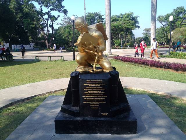 Fungsi dan Manfaat Taman Kota - Taman Kencana Bogor